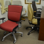 Used red computer chair